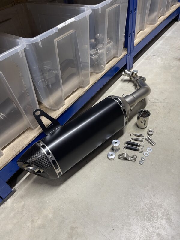 Vespa GTS 125-300 Auspuffanlage / Vollcarbon
