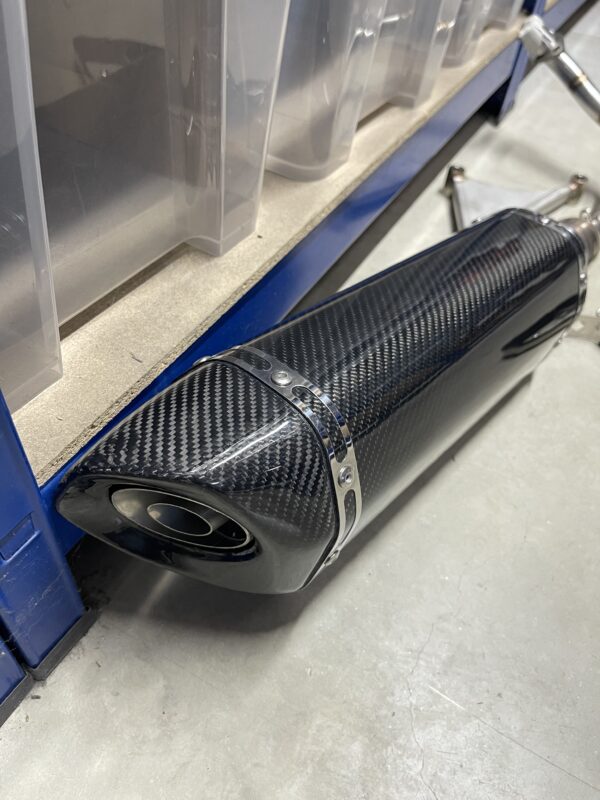 Vespa Sprint/Primavera 125-150 Auspuffanlage / Vollcarbon – Bild 2