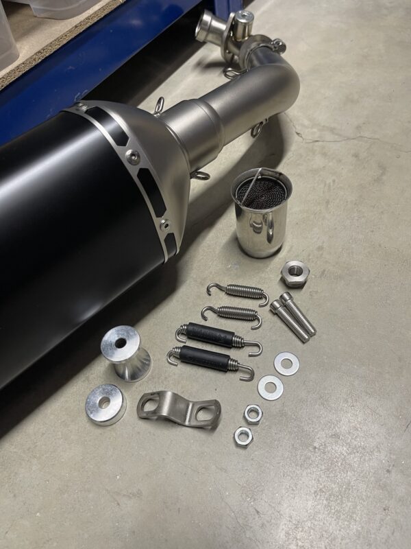 Vespa GTS 125-300 Auspuffanlage / Vollcarbon – Bild 3