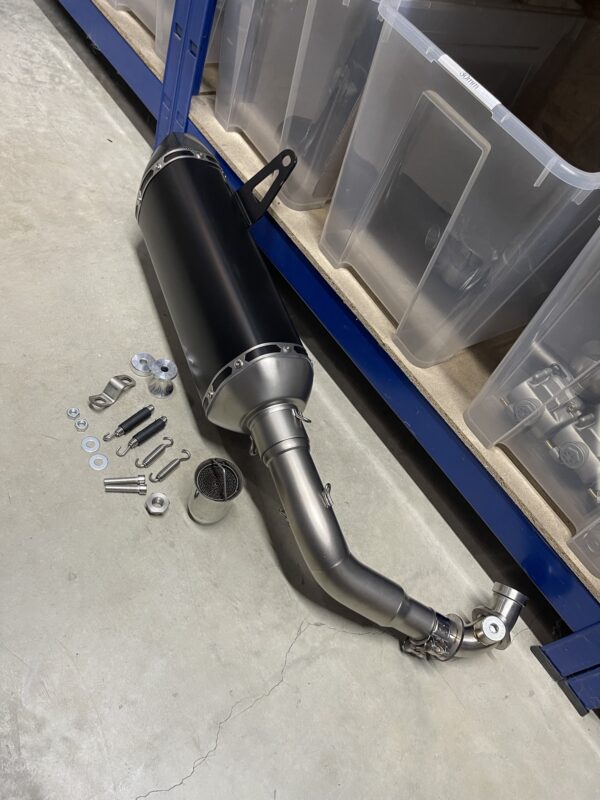 Vespa GTS 125-300 Auspuffanlage / Vollcarbon – Bild 5